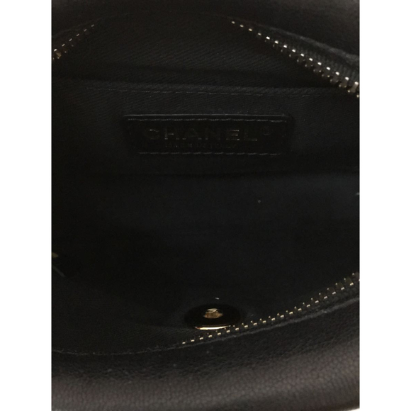 Louis Vuitton On The Go MM Monogram Leather Tote Bag - Picture 6 of 13